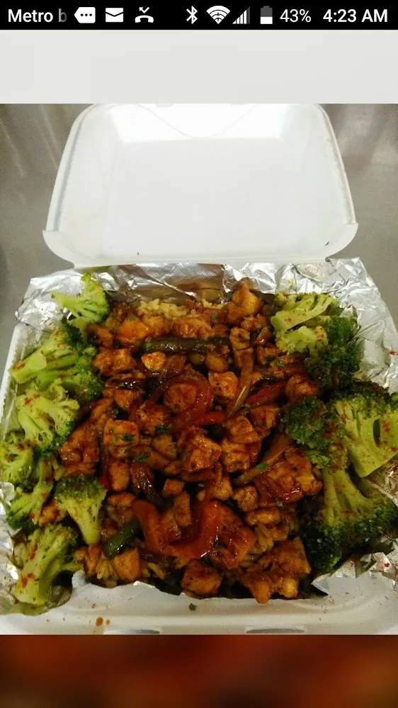 Grilled Chicken with Bell Peppers and Onions